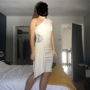 « Le château » white dress, one shoulder, luxury stretch fabric